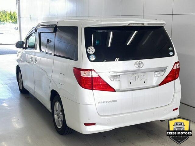 Toyota Alphard 2008
