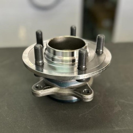 Land Rover Discovery 2 Rear Bearing and Hub Smooth Rear Wheel Operation